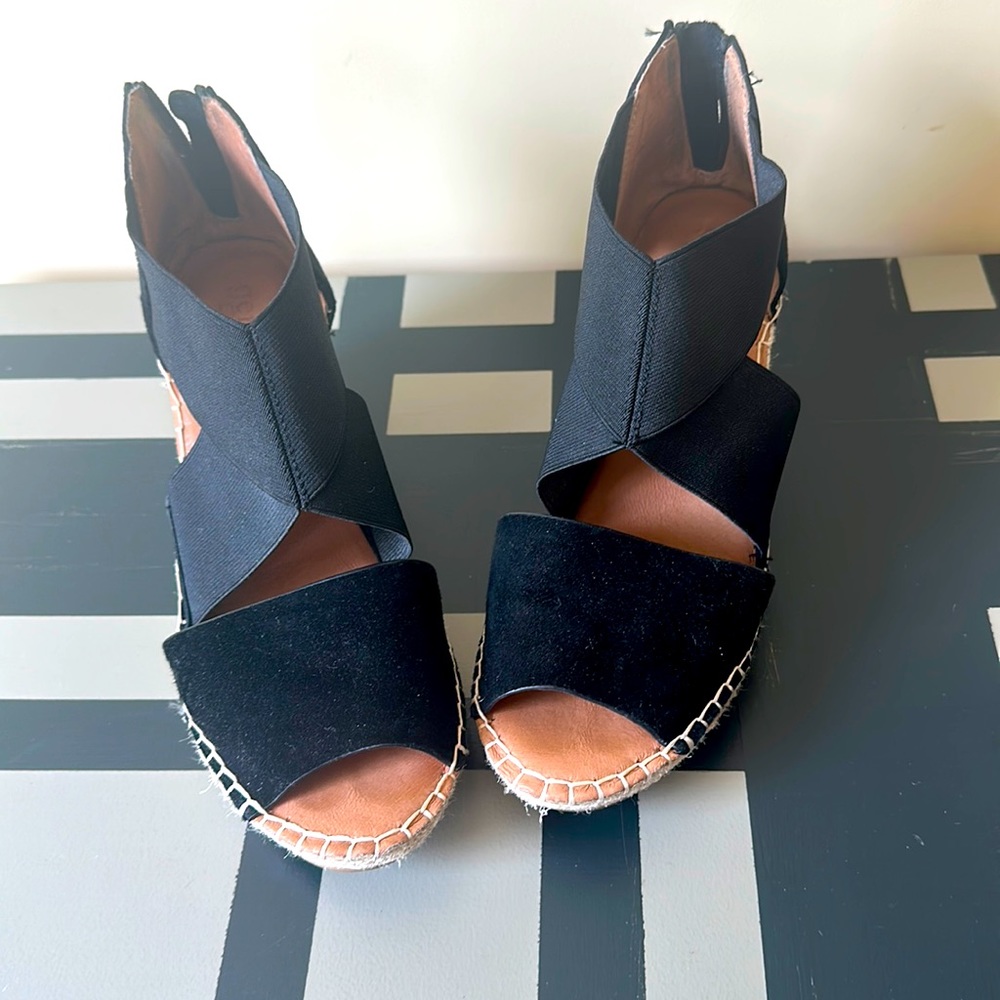 Gentle Souls Black Wedges